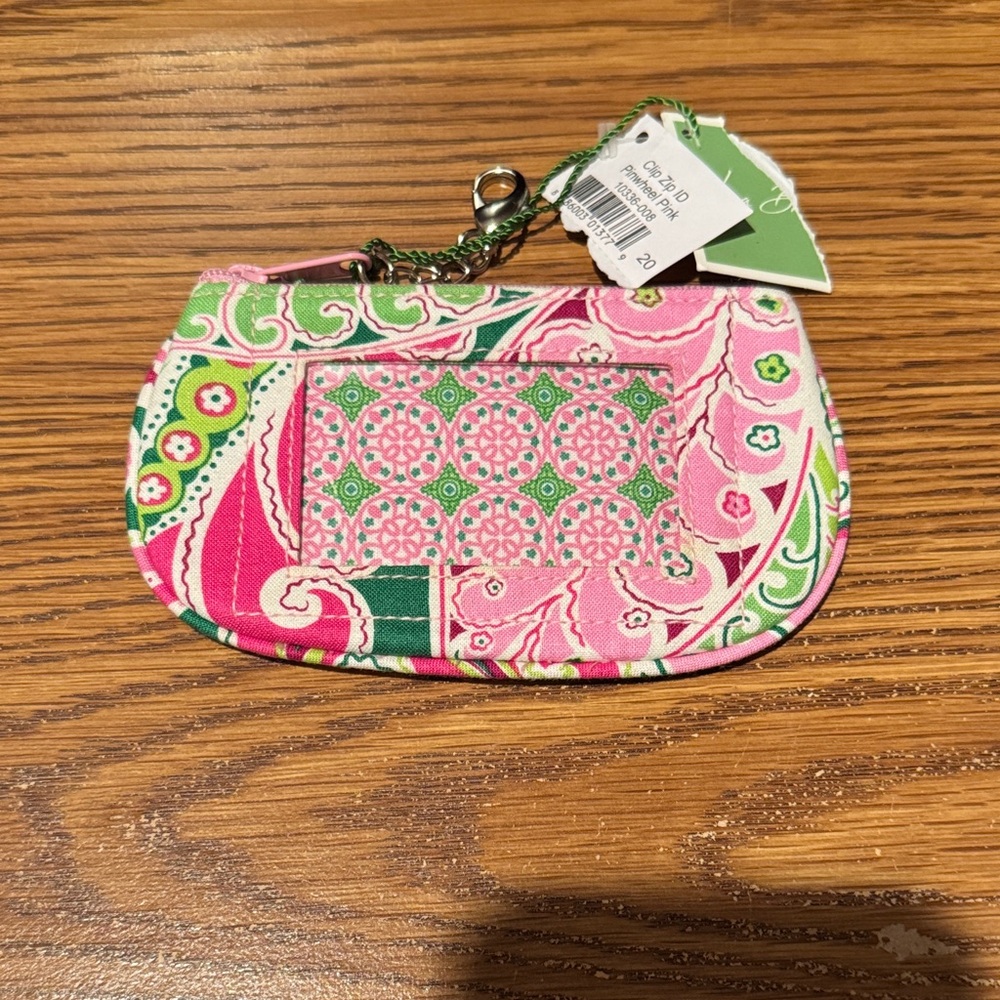 NWT Vera Bradley Clip Zip ID change purse